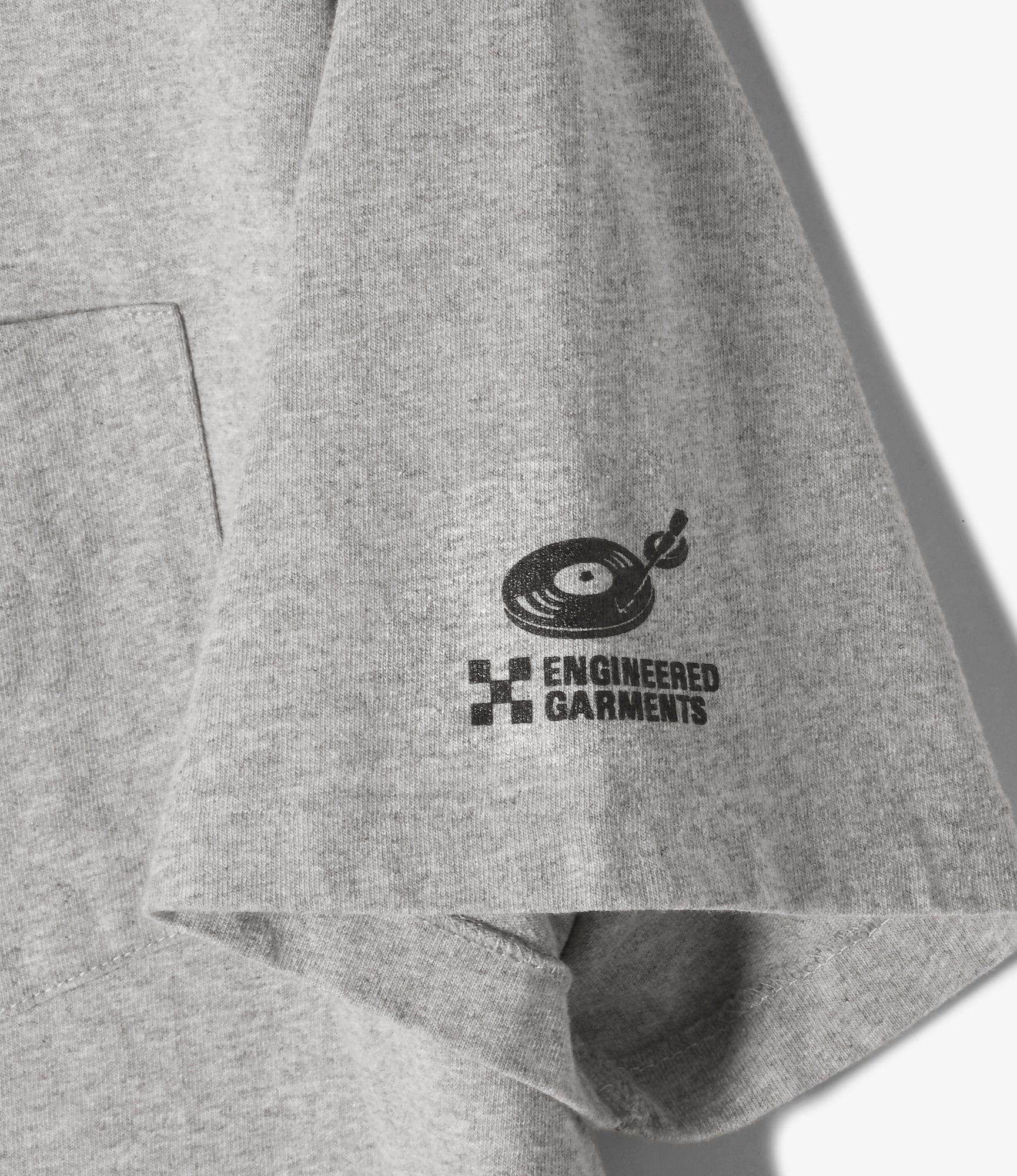 Cross Neck T–Shirt – Grey 'Footprint' Print - Image 4