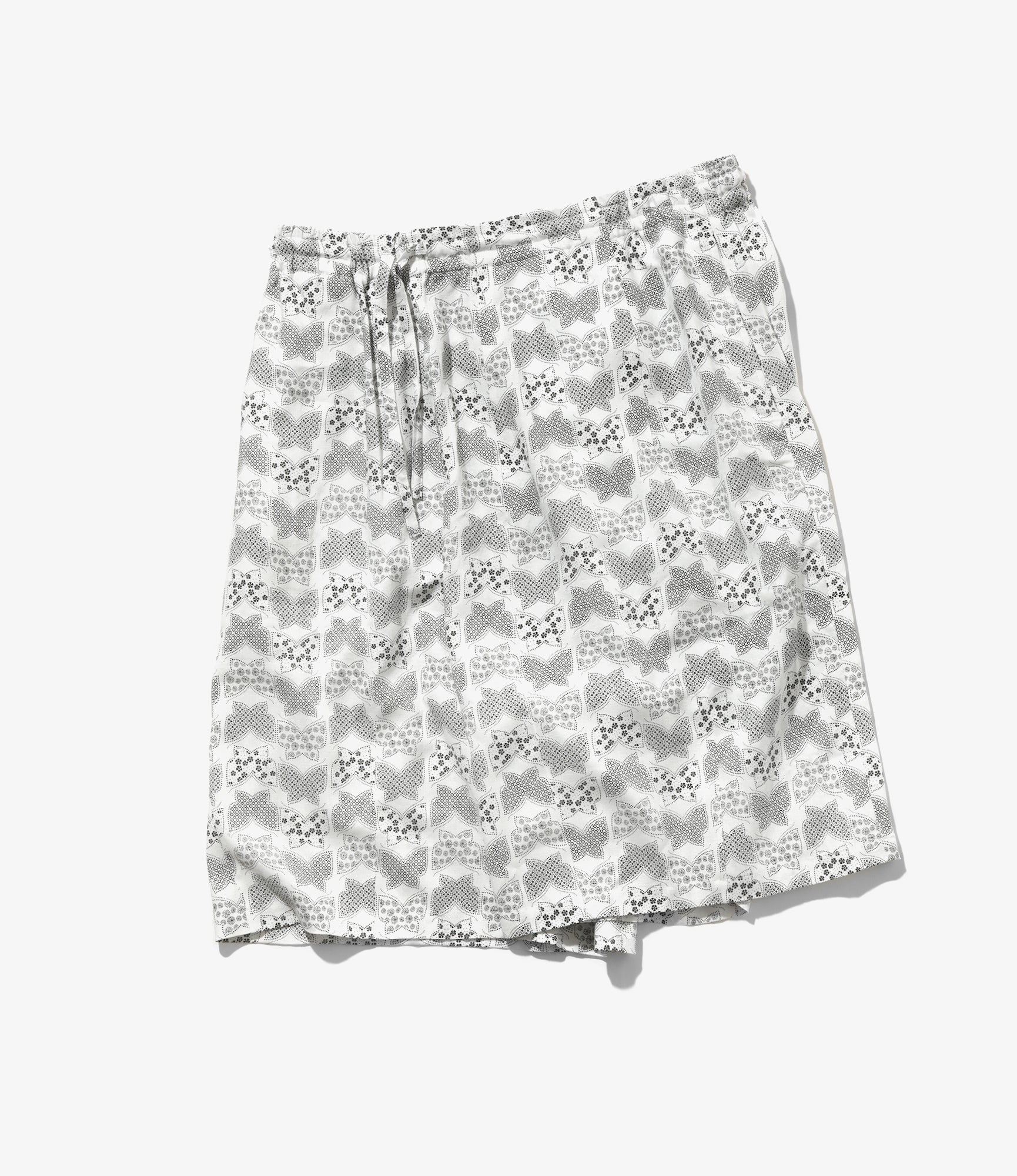 H.D. Short – White Papillon Komon Print - Image 4