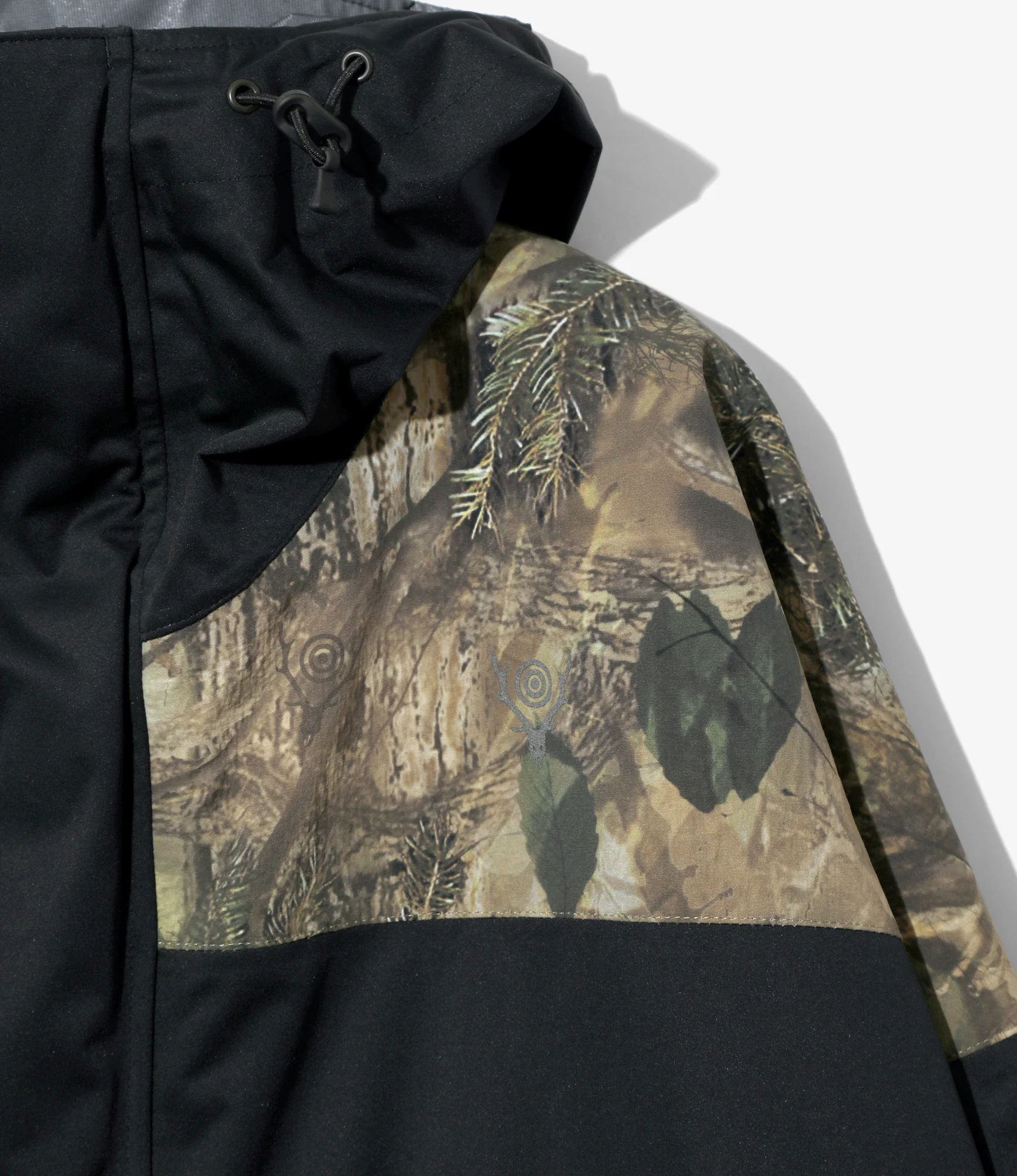 River Trek Poncho – Black/Camo Combo Nylon Tussah - Image 2