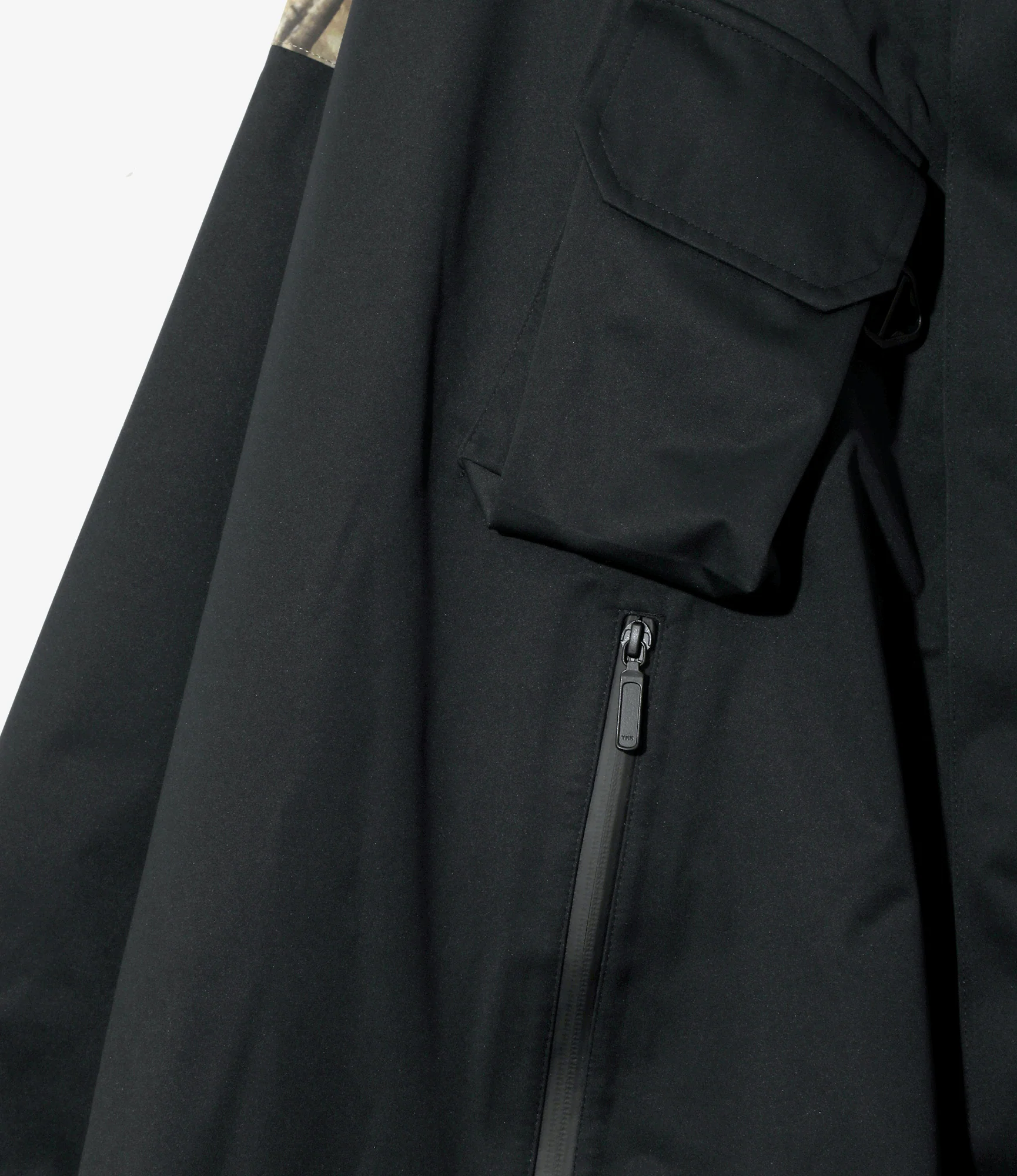 River Trek Poncho – Black/Camo Combo Nylon Tussah - Image 3