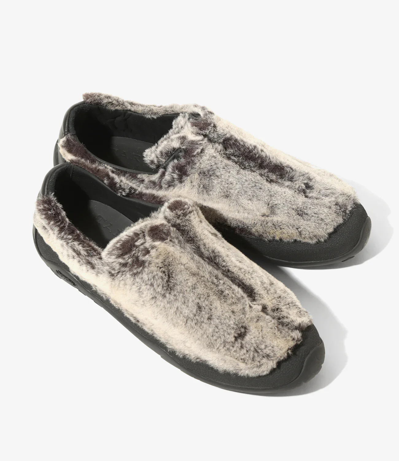 Wanderer – Grey Fur - Image 2
