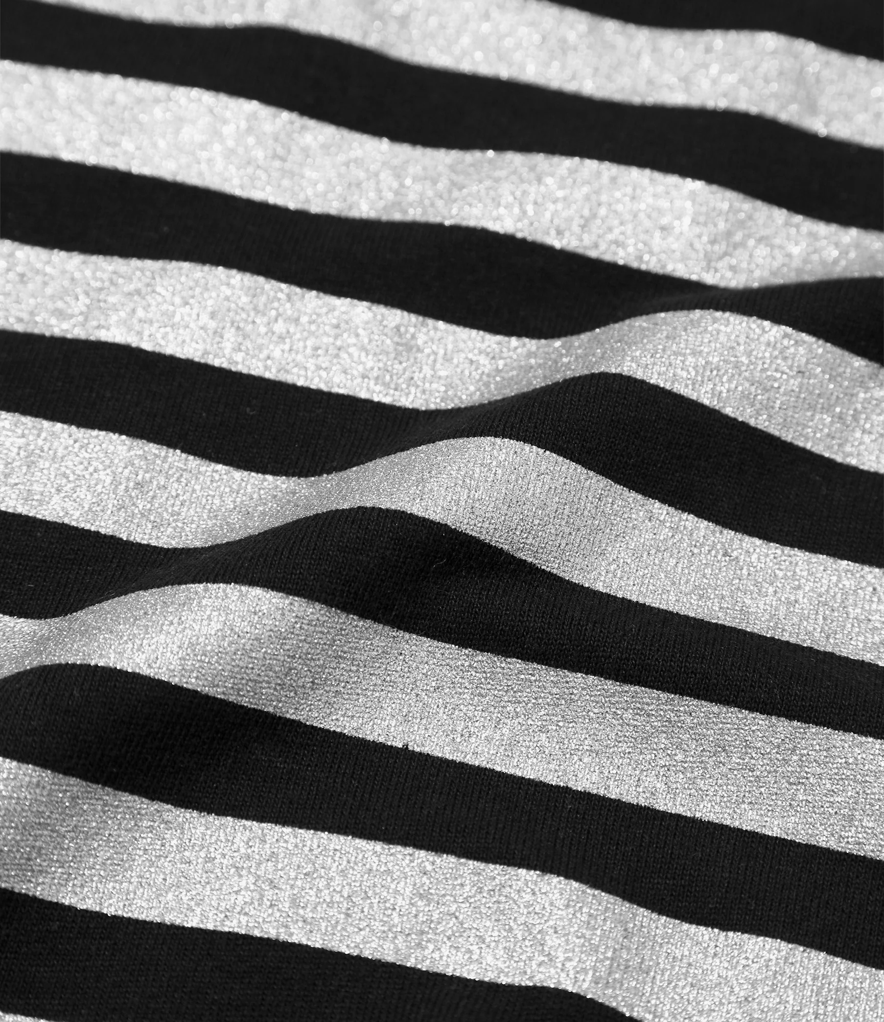 Fisherman Boat Neck Snap Shoulder Shirt – Black/Metallic Stripe - Image 5