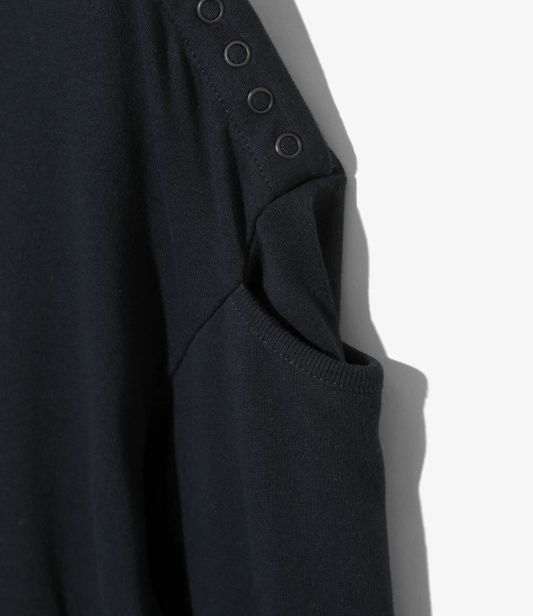 Fisherman Boat Neck Snap Shoulder Shirt – Navy - Image 3