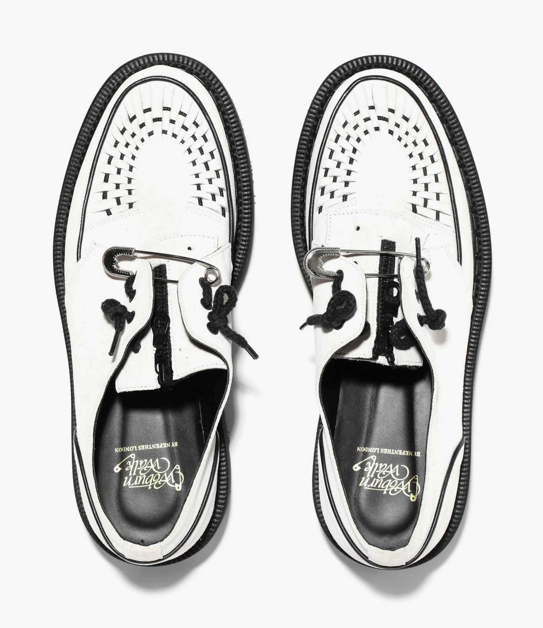 QR Gibson – White Suede - Image 5